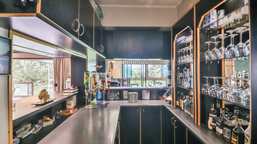 7 Bedroom Property for Sale in Marshstrand Eastern Cape